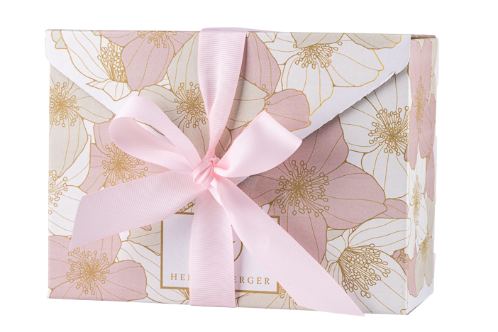 Gift packaging