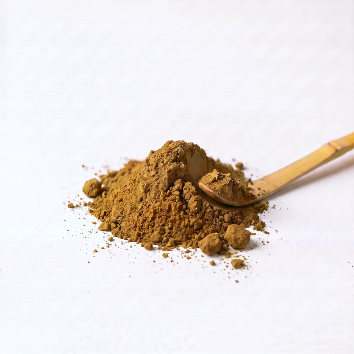 Hojicha Matcha Pulver geröstet mit Bambuslöffel – Heissenberger Tee & Kaffee